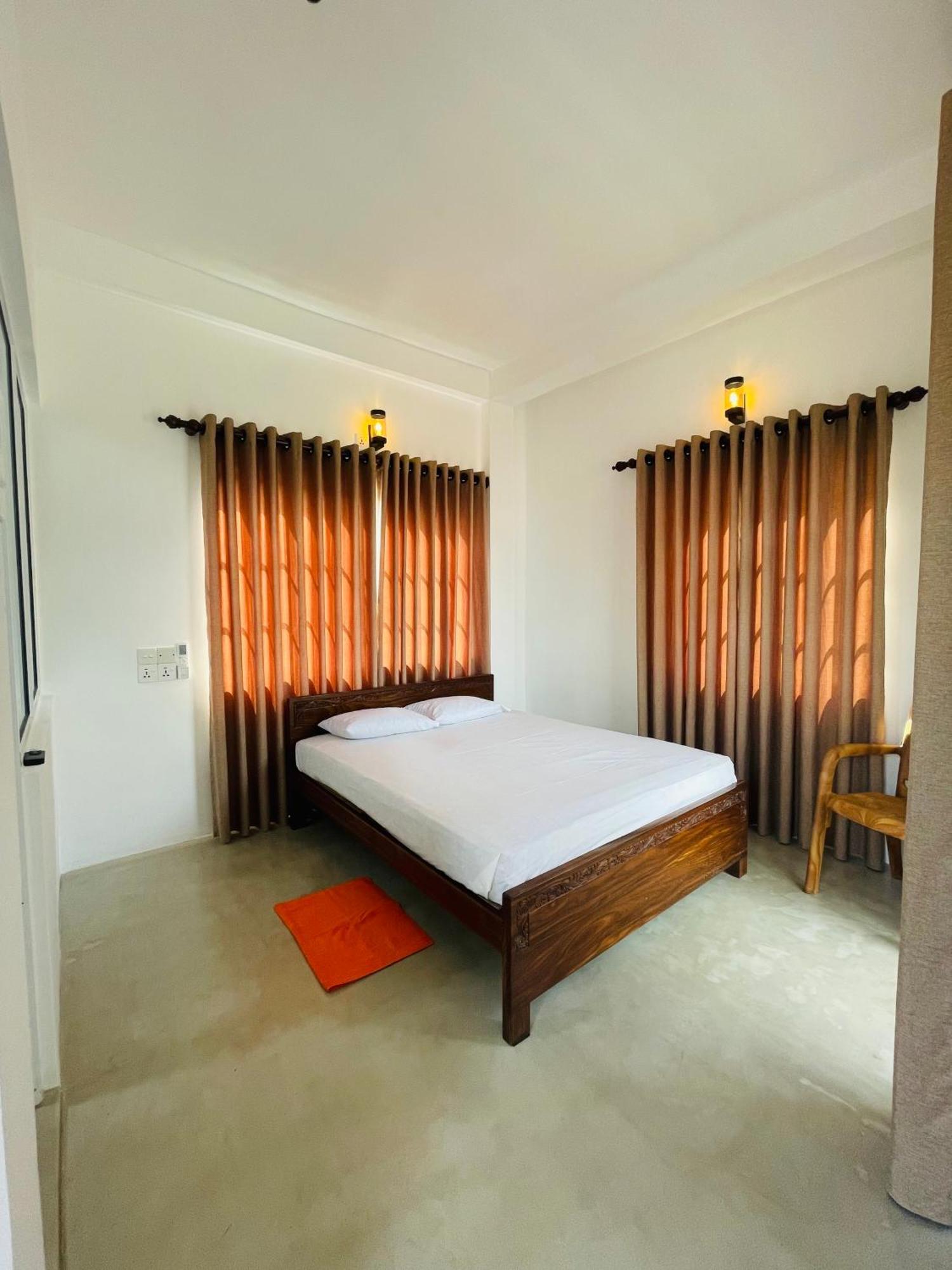 Devo'S Place Galle Esterno foto